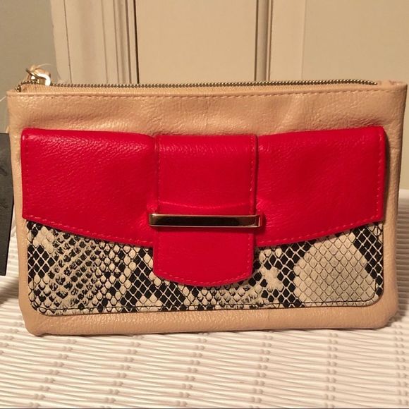 Apt. 9 Tan Red Snakeskin Wallet / Wristlet - Picture 4 of 6